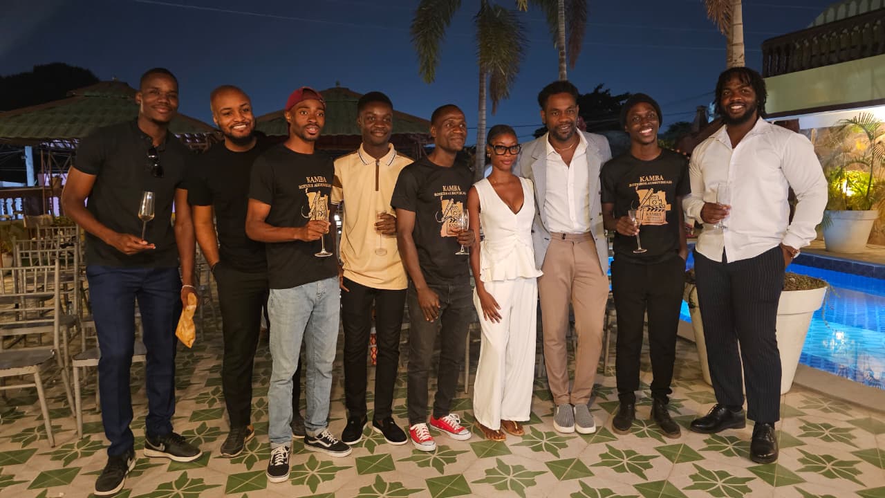 Dois membros da equipa QUIZUNDA FILMS na pré-estreia